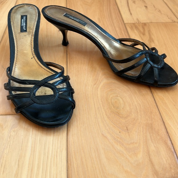 Vintage black kitten feel Dolce & Gabbana sandals/heels size 40/9. - Picture 2 of 3